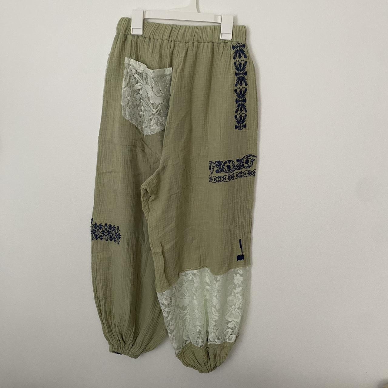 Three Bird Nest Globe Trotter Lace Embroidered... Depop