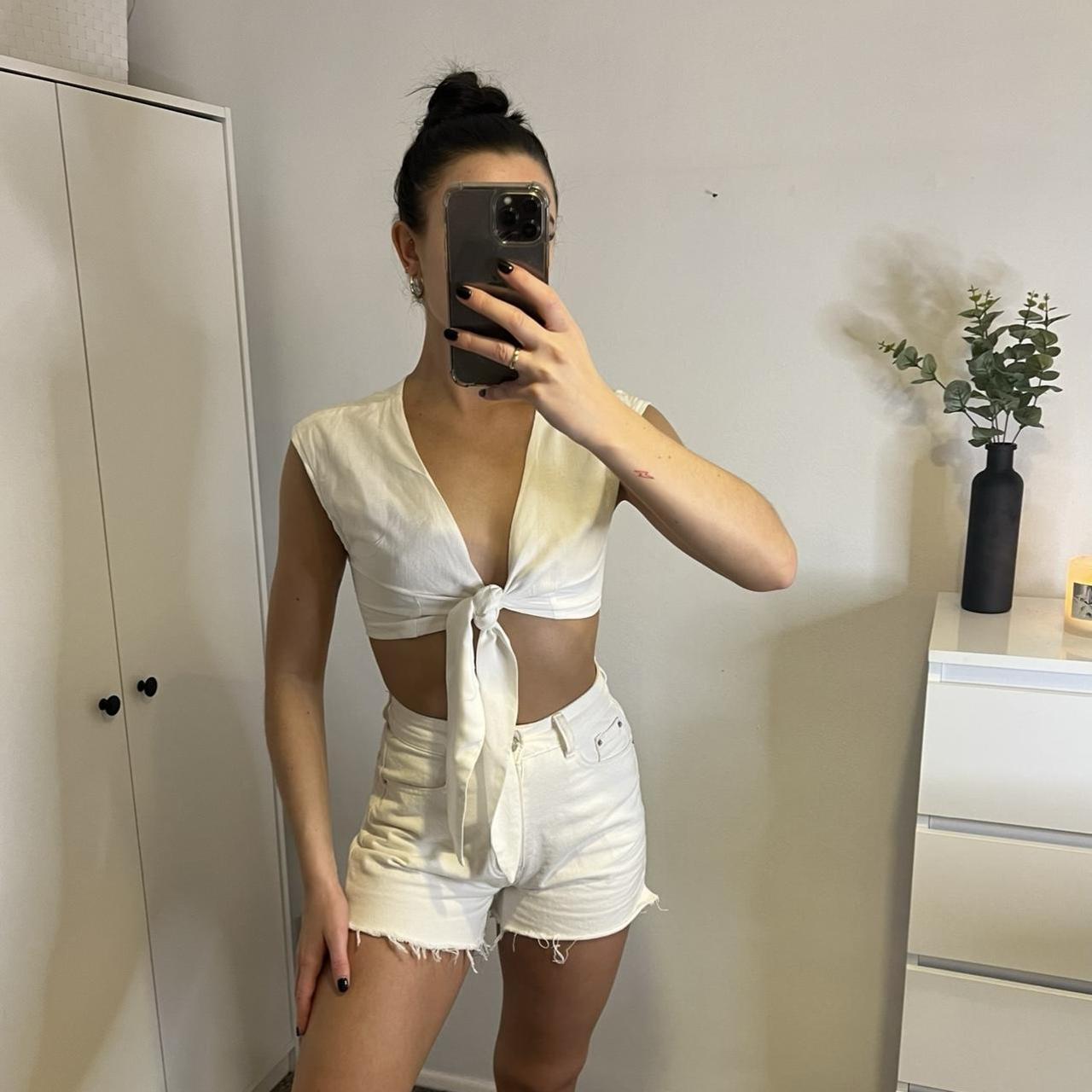 Bershka White Tie Front Crop Top Size Xs Worn Depop 