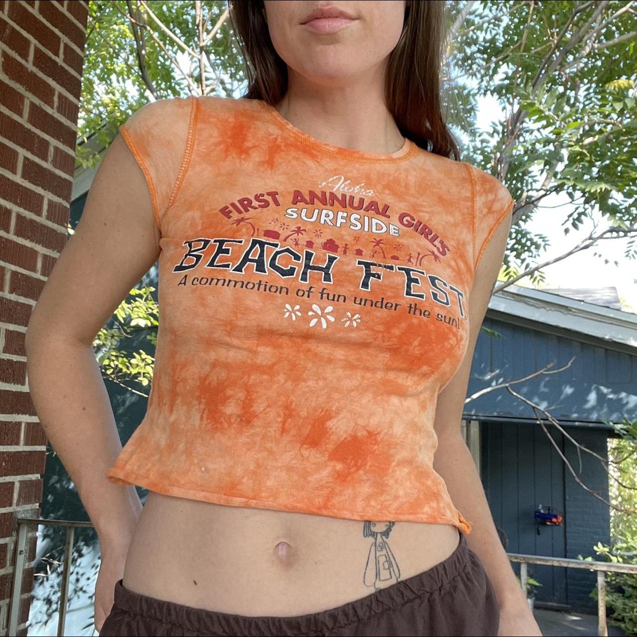 Y2k Chicago bears crop top Size: XL Orange and - Depop