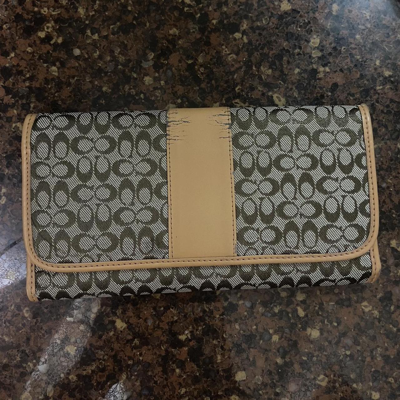 item listed by hannahmarilynn