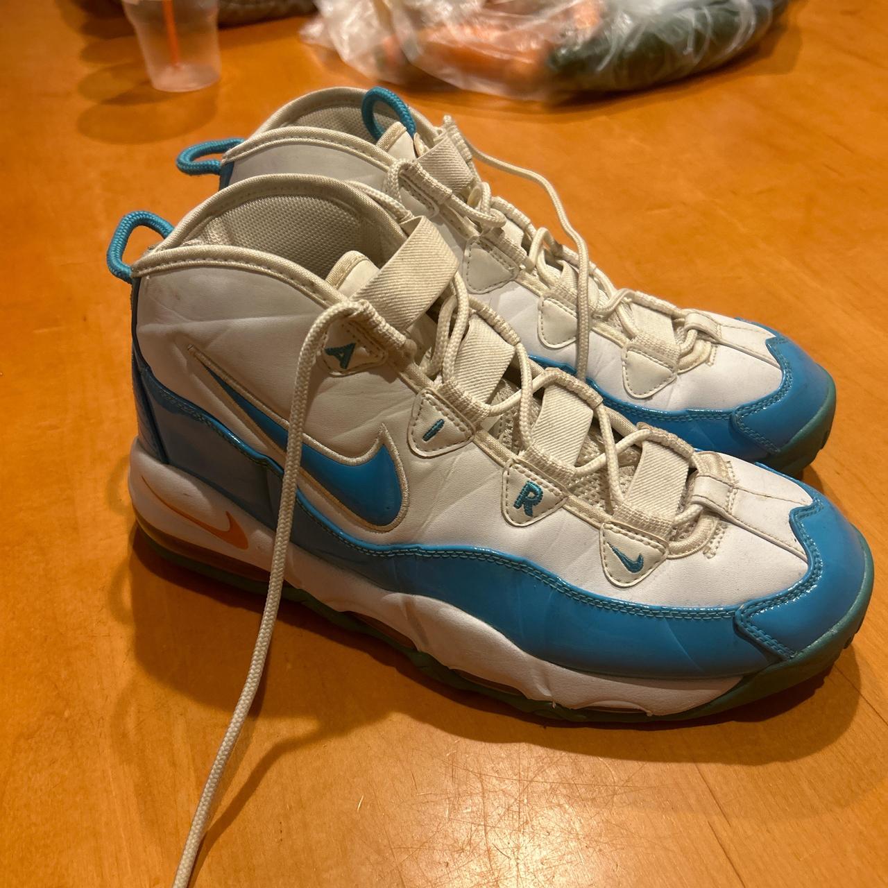 nike air much uptempo mid