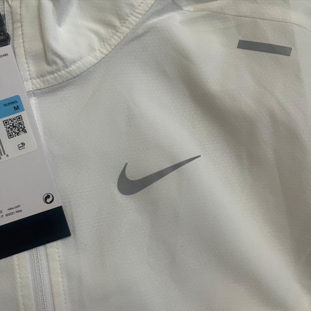 millenium nike white