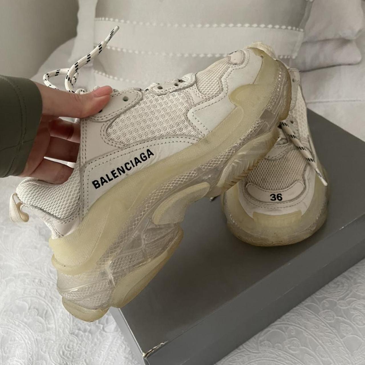 balenciaga trainers size 4