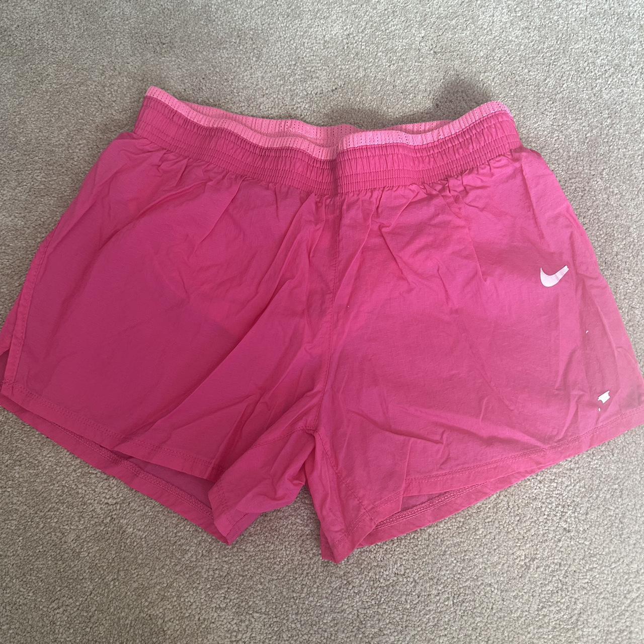 womens nike pink shorts