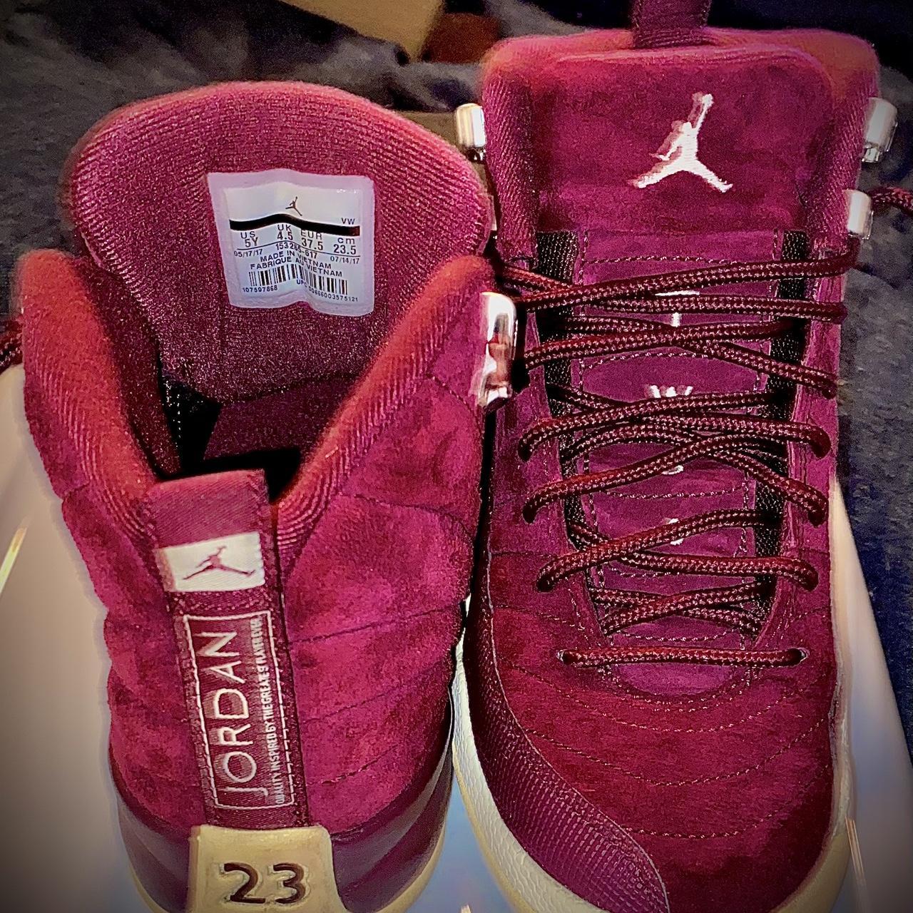 Air Jordan 12 hotsell Retro Bordeaux