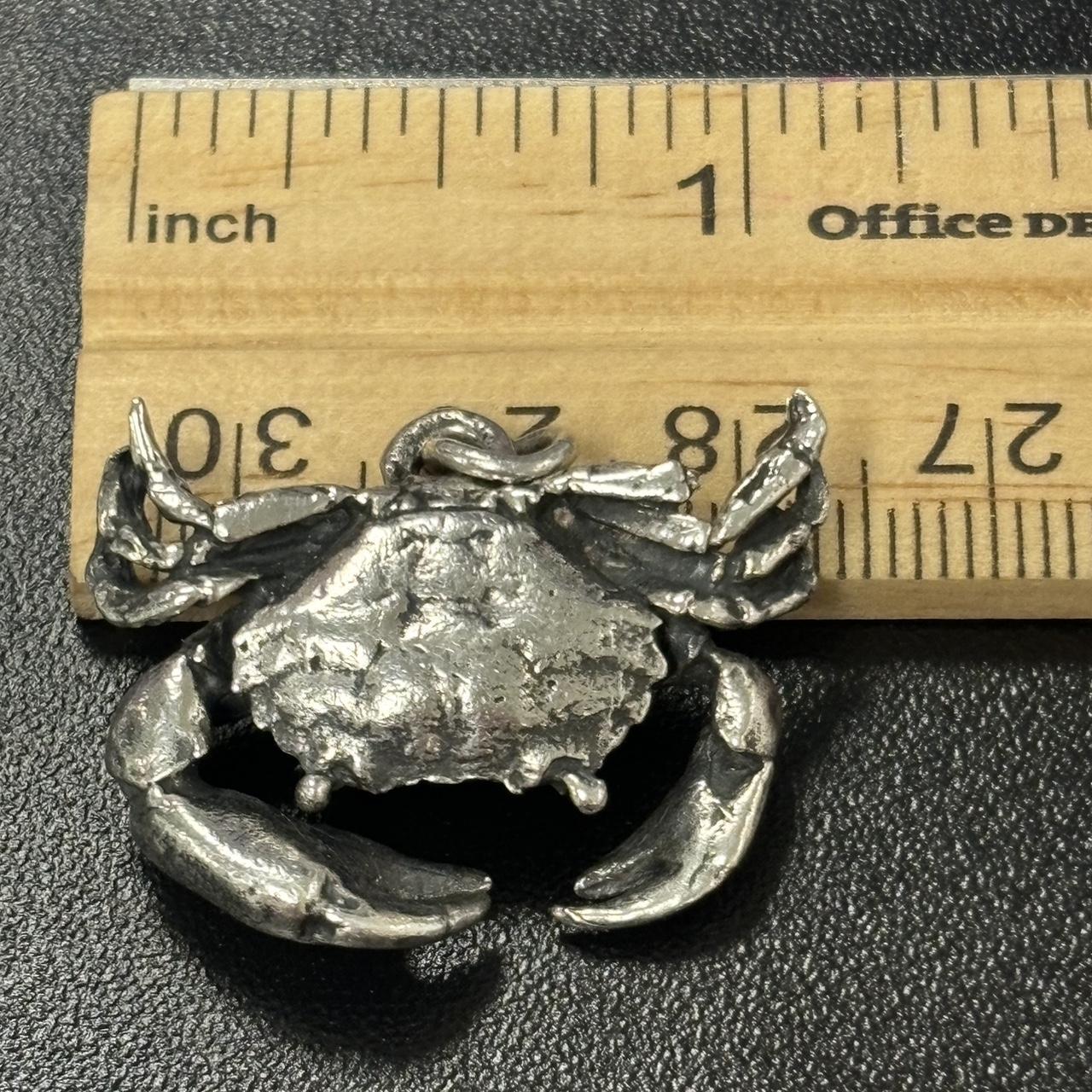 James Avery retired good golf crab charm