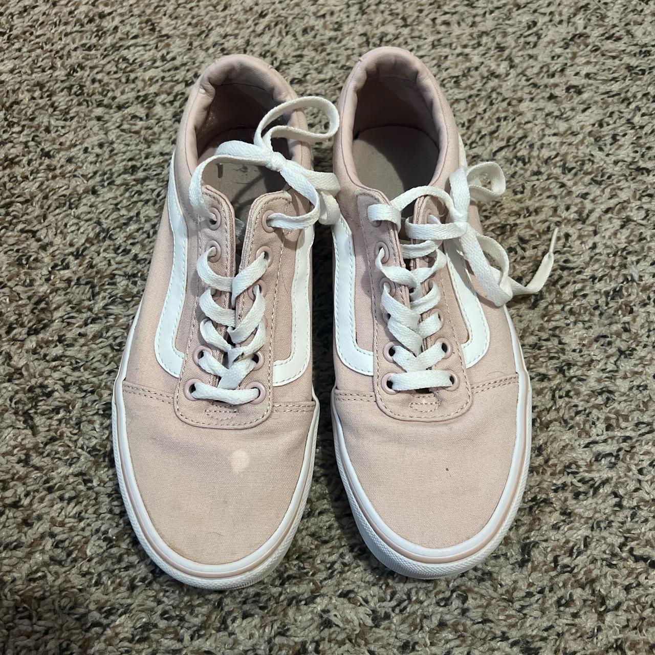 Light pink vans low top best sale