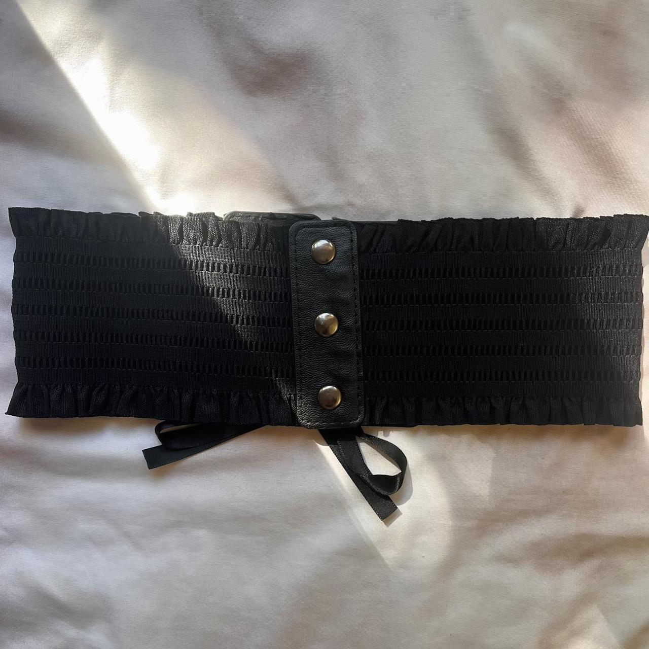 lockable corset belt