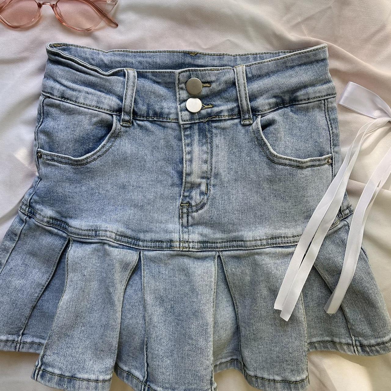 pleated denim mini skort 🪼, ୨୧ bought on yesstyle,