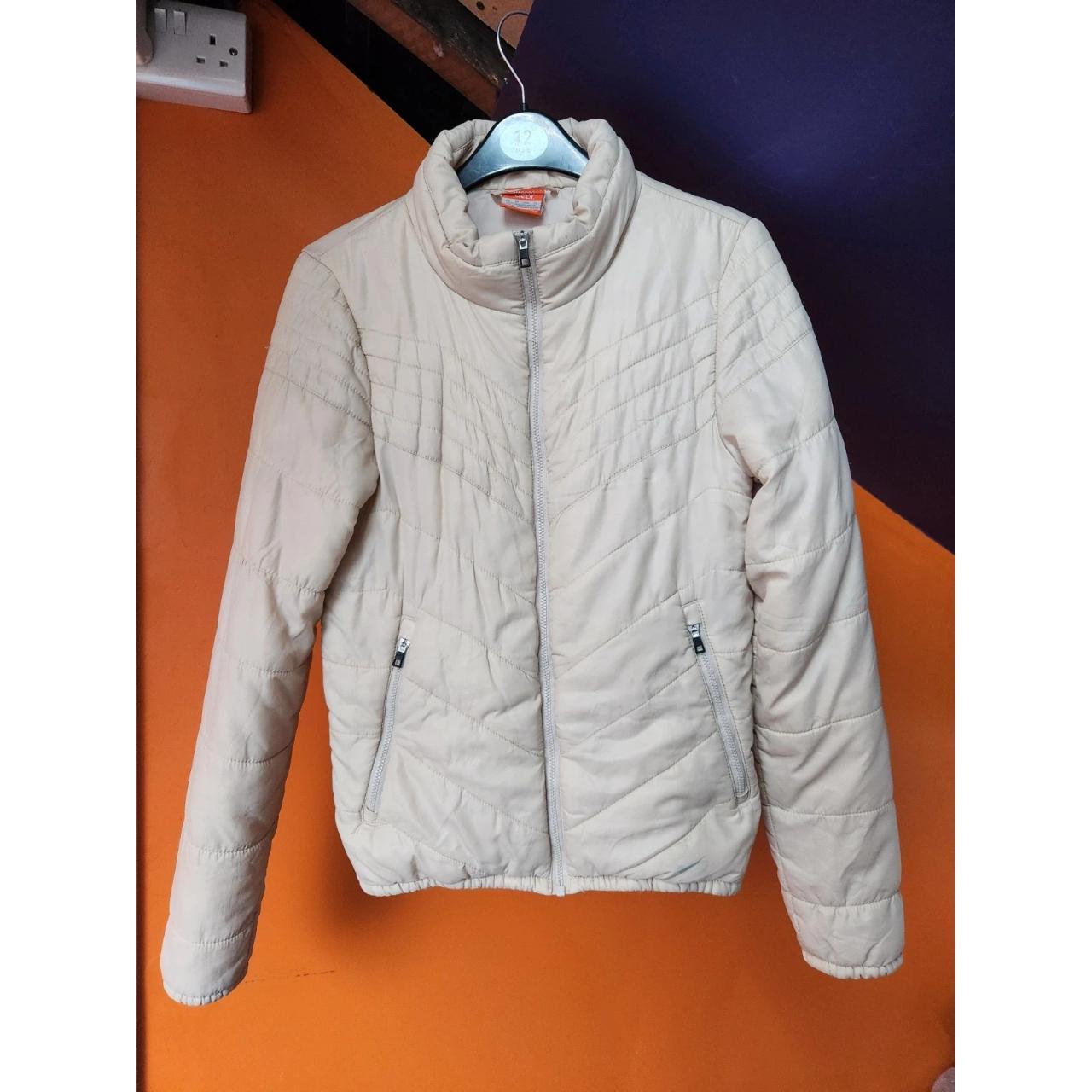 item listed by allthatstyle