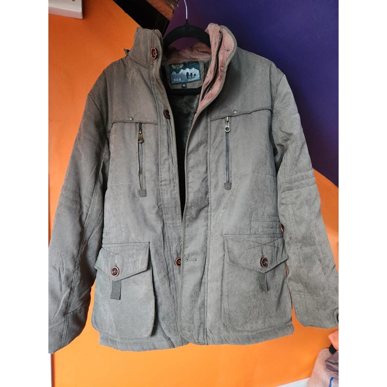 item listed by allthatstyle