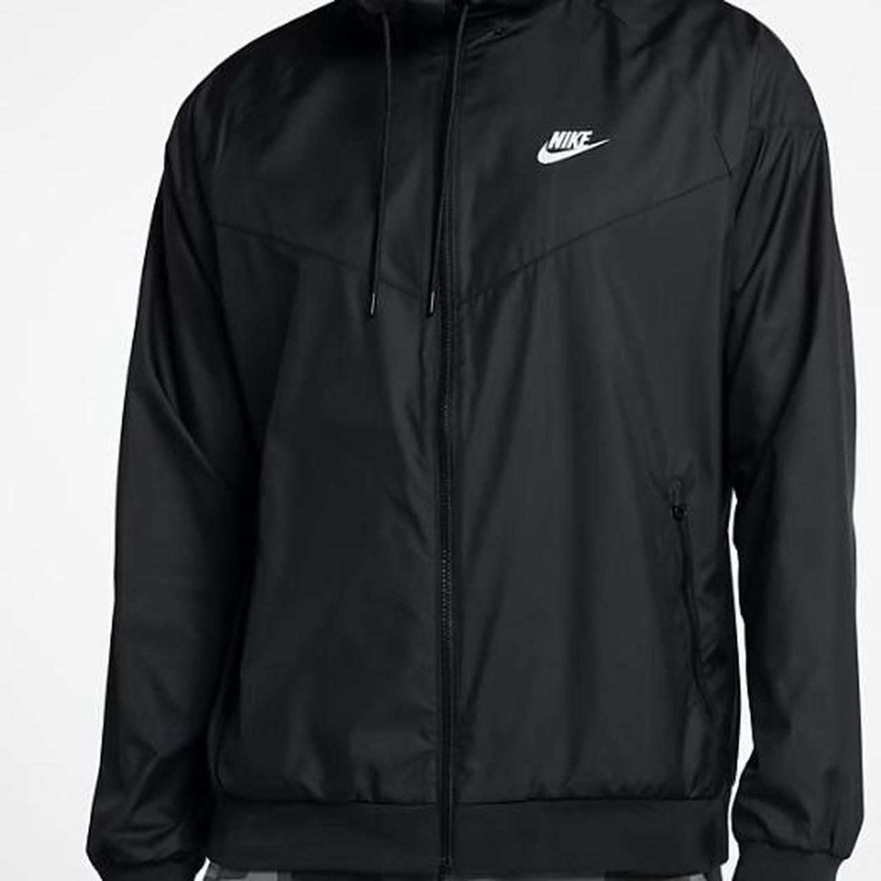 Triple black Nike Men s Sportswear Windrunner Jacket