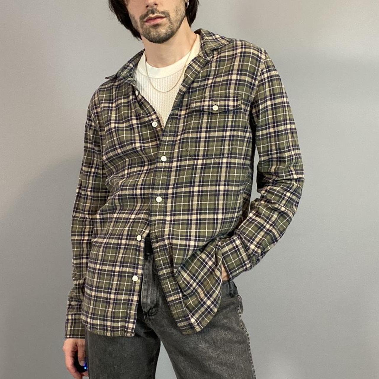 Gap Men's Khaki and Navy Shirt Depop