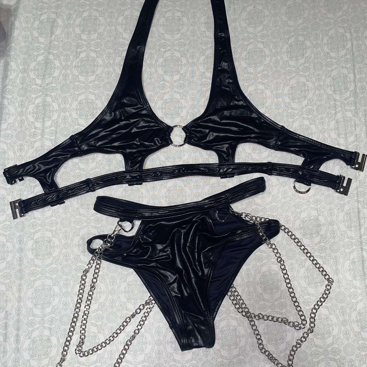 KILL STAR TWO PIECE SWIM SUIT! , size XS, never worn