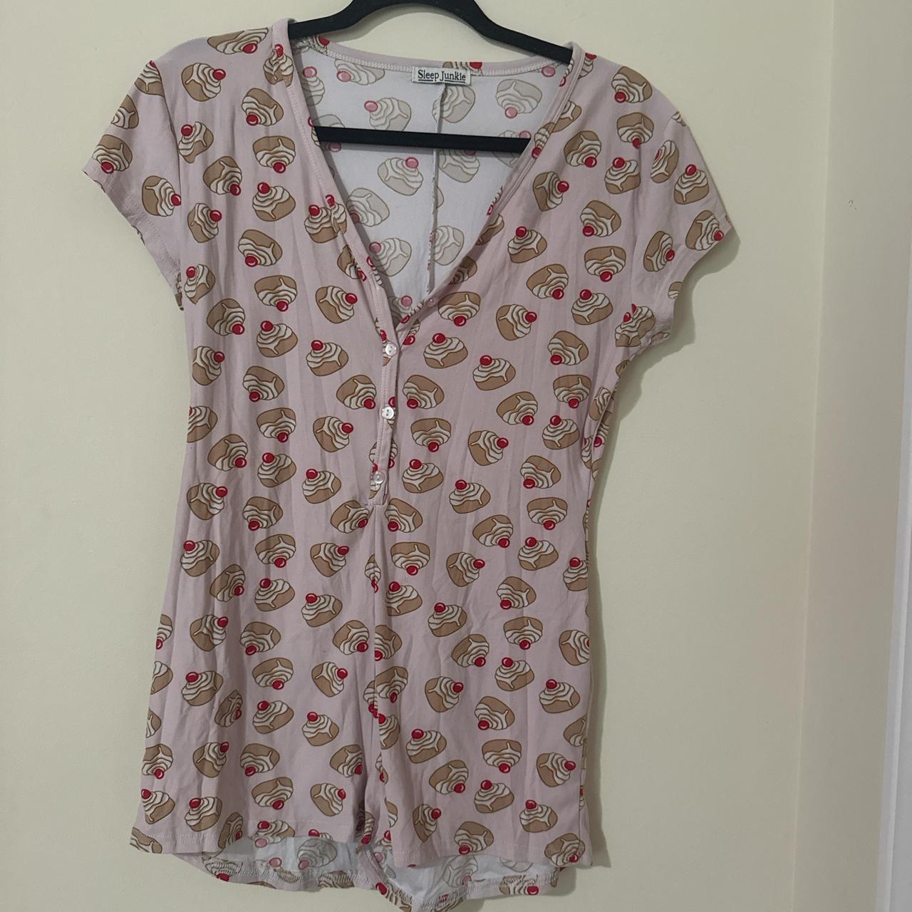 item listed by sophiee615