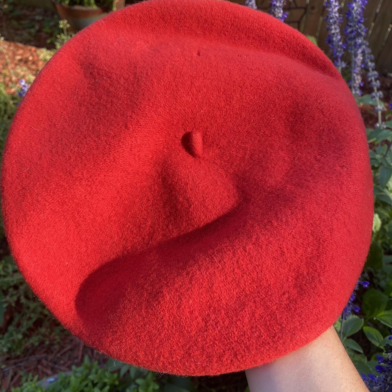 Basque Women's Red Hat