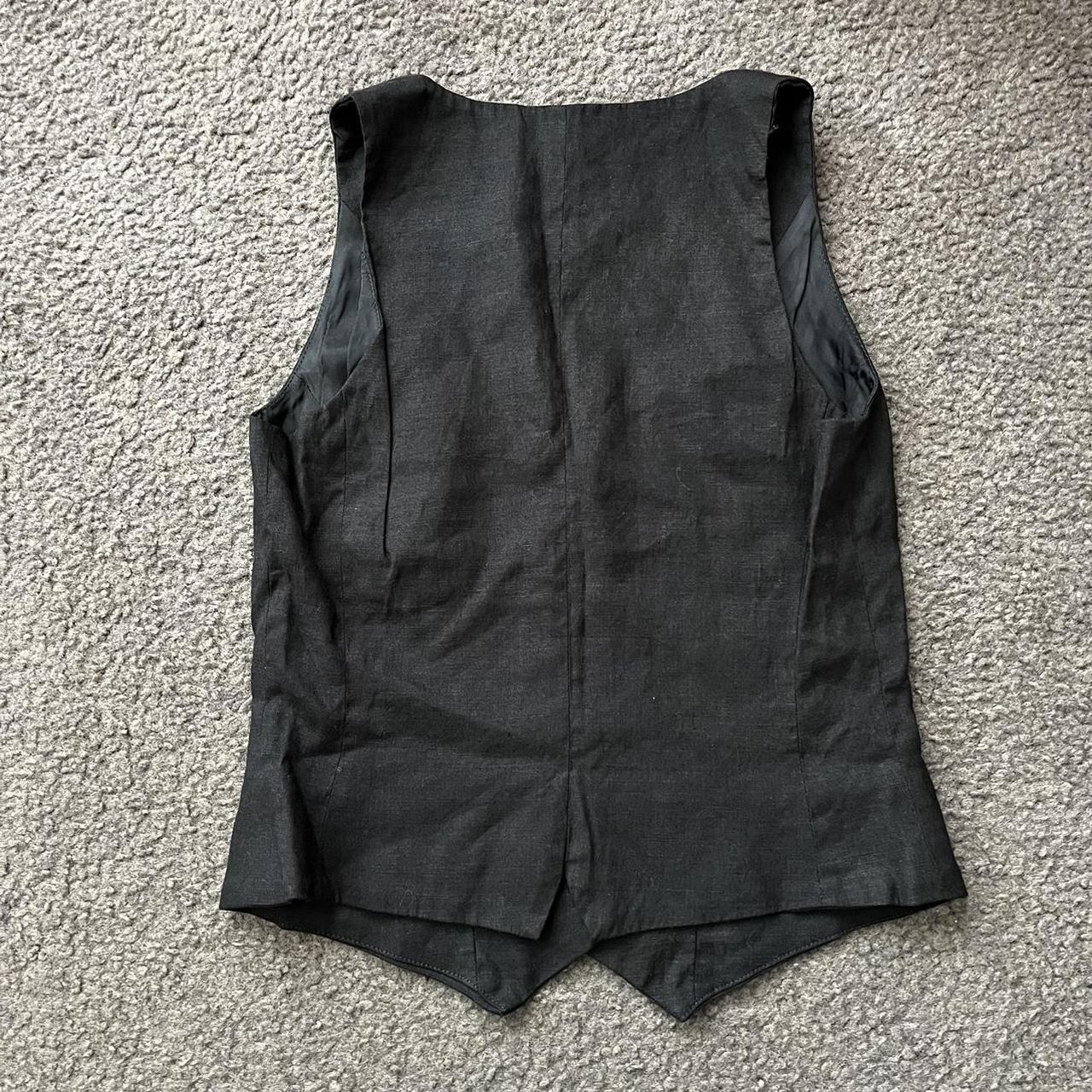 Banana Republic Women's Black Vest Depop
