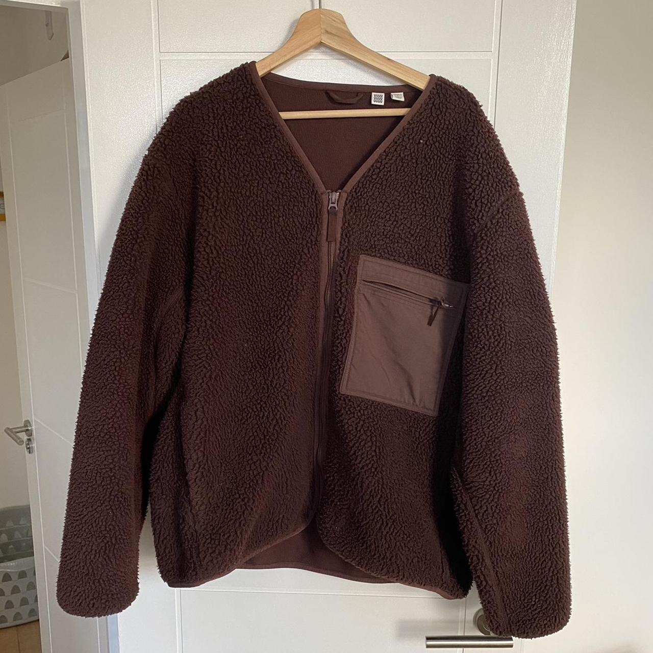 Uniqlo U fleece liner jacket Burgundy v neck... Depop