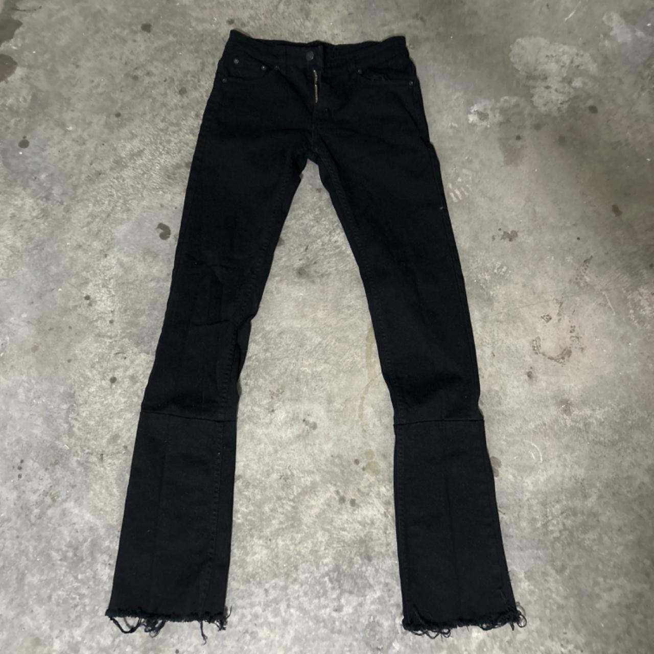 Black skinny jean stacked denim pants 30 width 30... - Depop