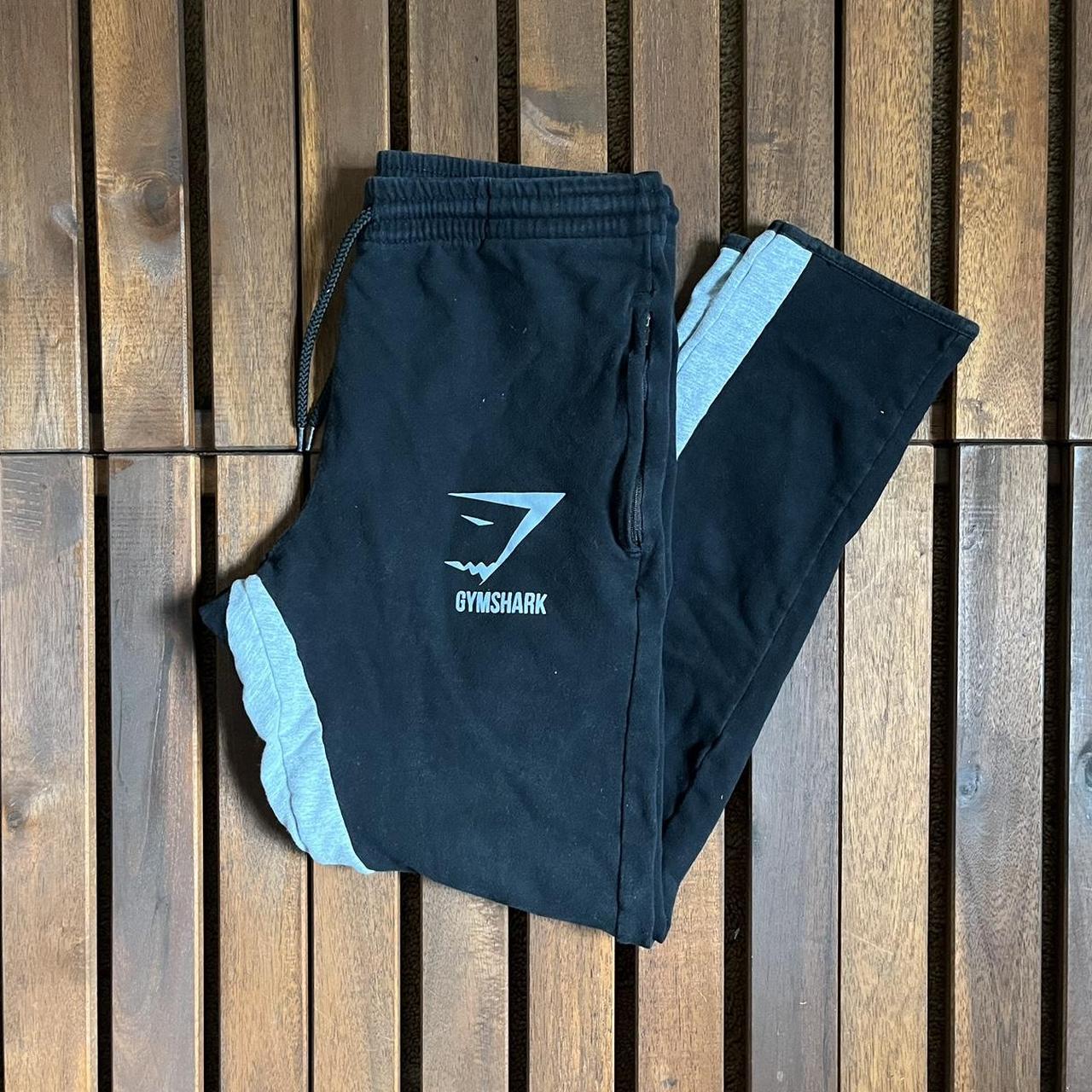 Gymshark Sweatpants Size M (fit more as a small - Depop