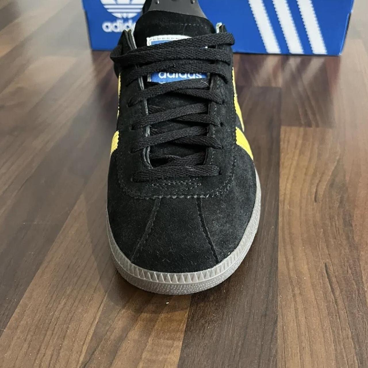 adidas 黒/黄 スニーカーATHEN adidas Athen Sneakers for Men