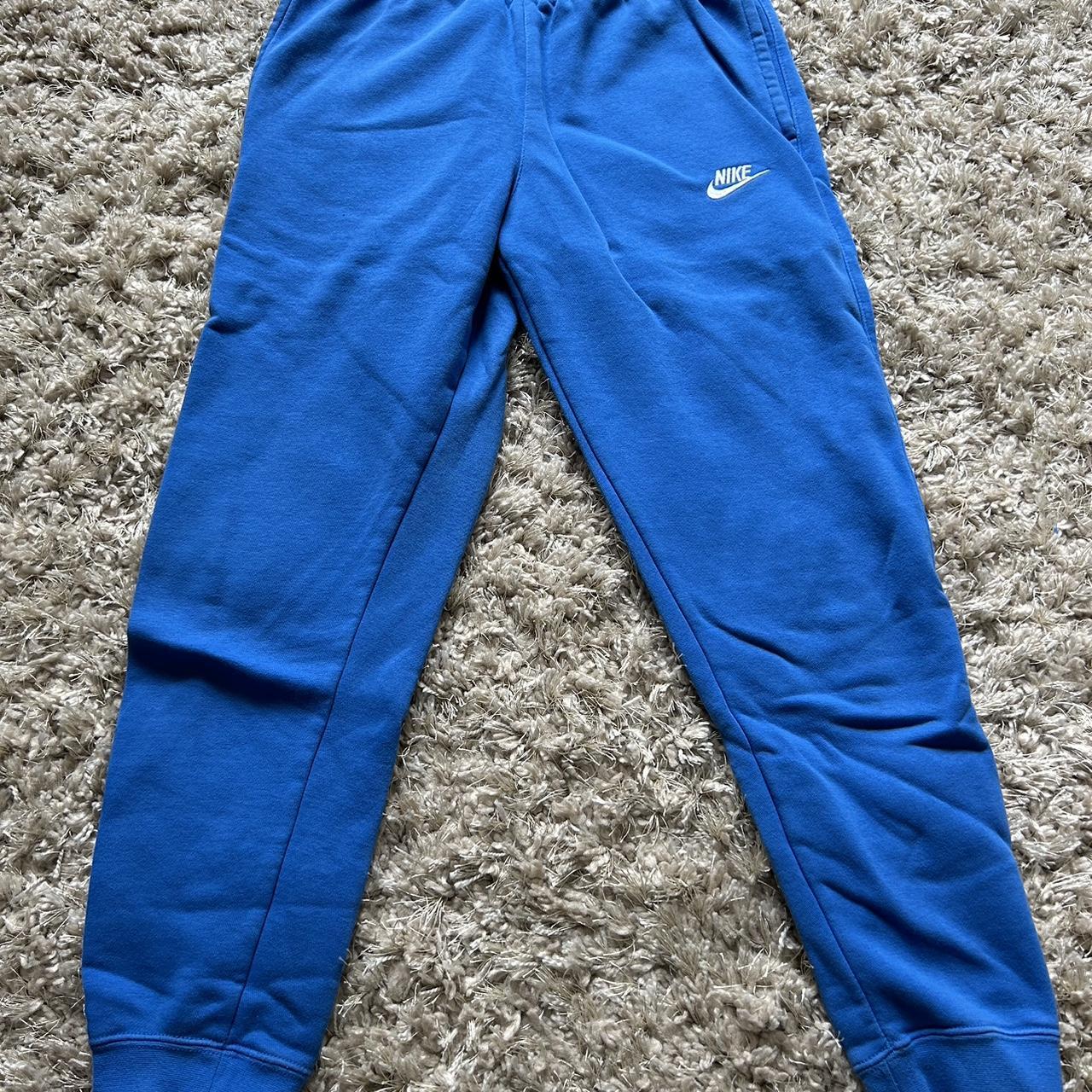 mens blue nike joggers