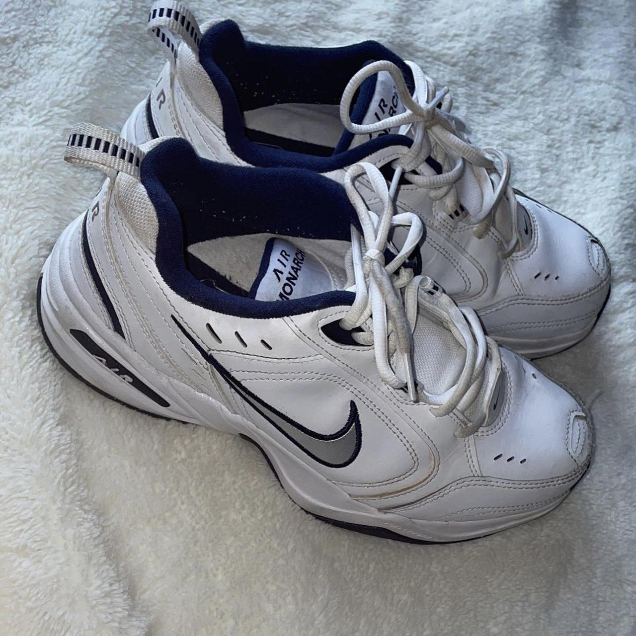 Nike old school air white and navy size 9 men s