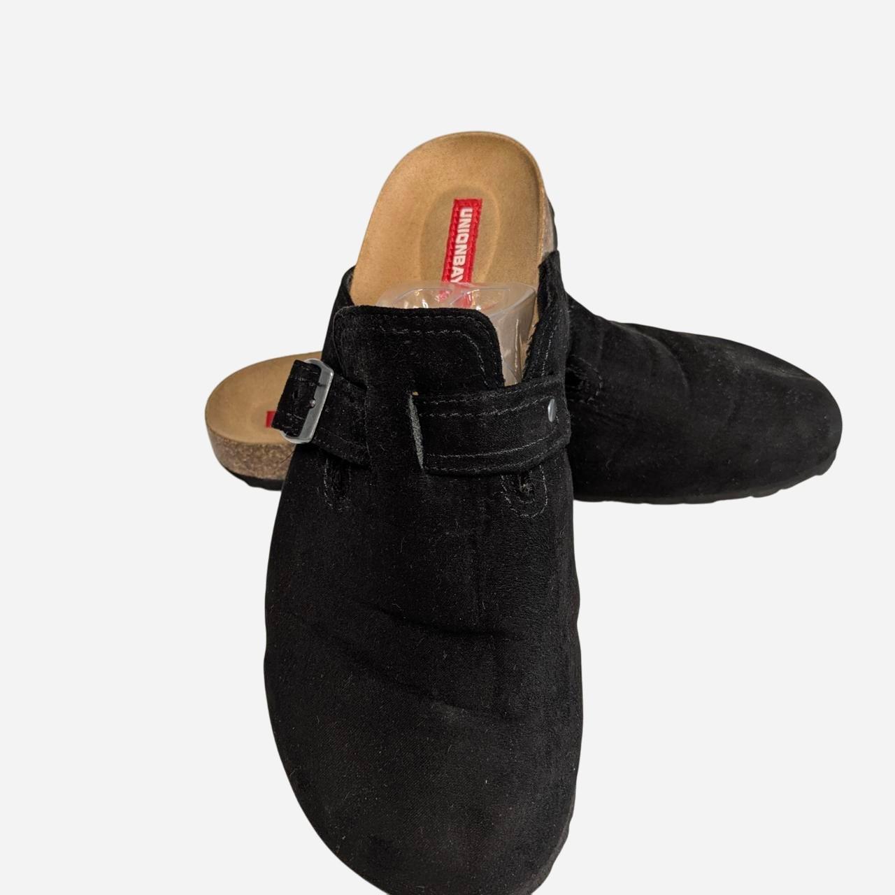 item listed by yourninelivescloset