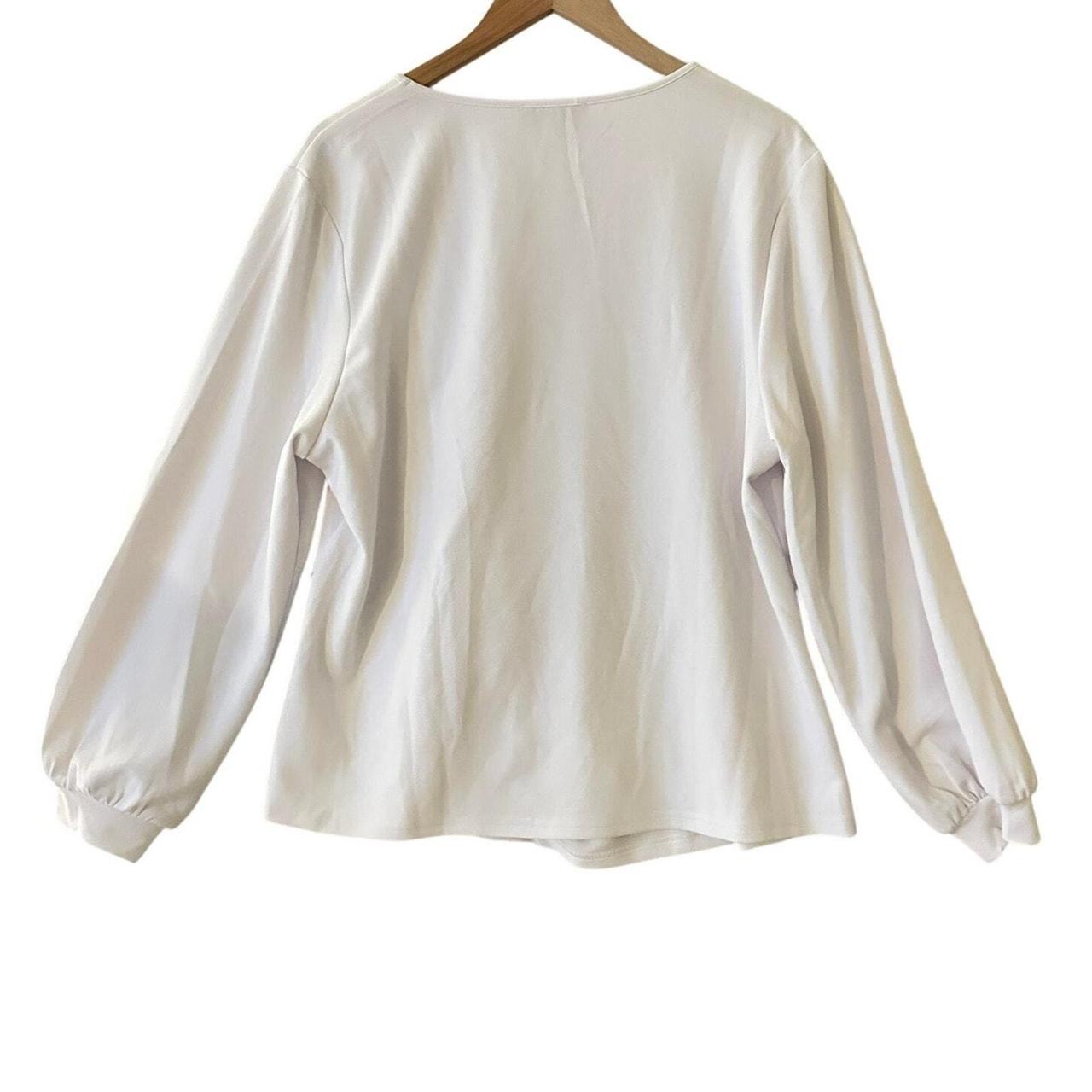 Source Unknown Women's Blouse - White – This clas… - image 2