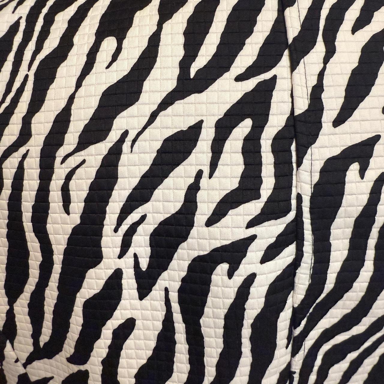 Source Unknown Women's Polyester Jacket - Black/W… - image 5