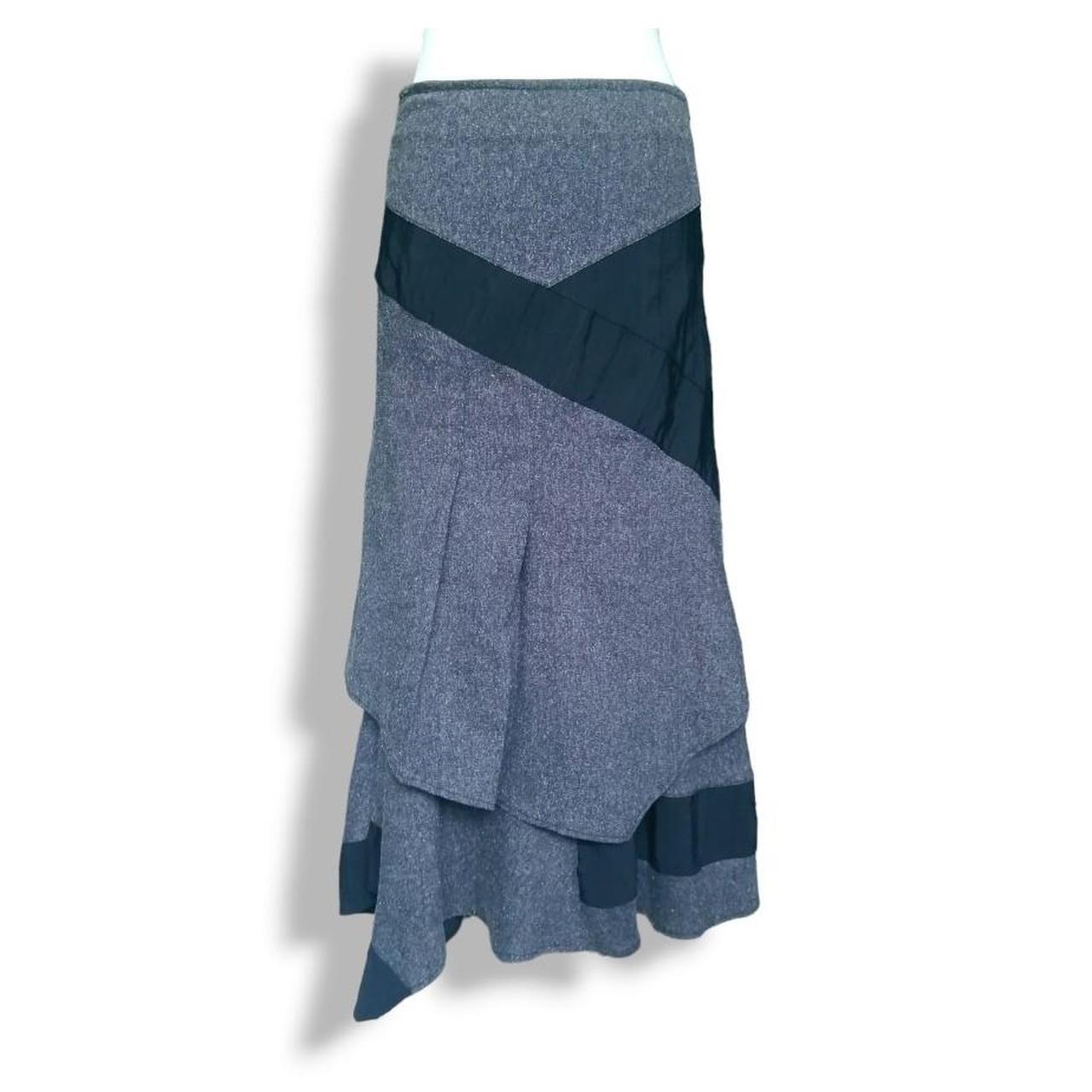Women's Black and Grey Skirt Depop