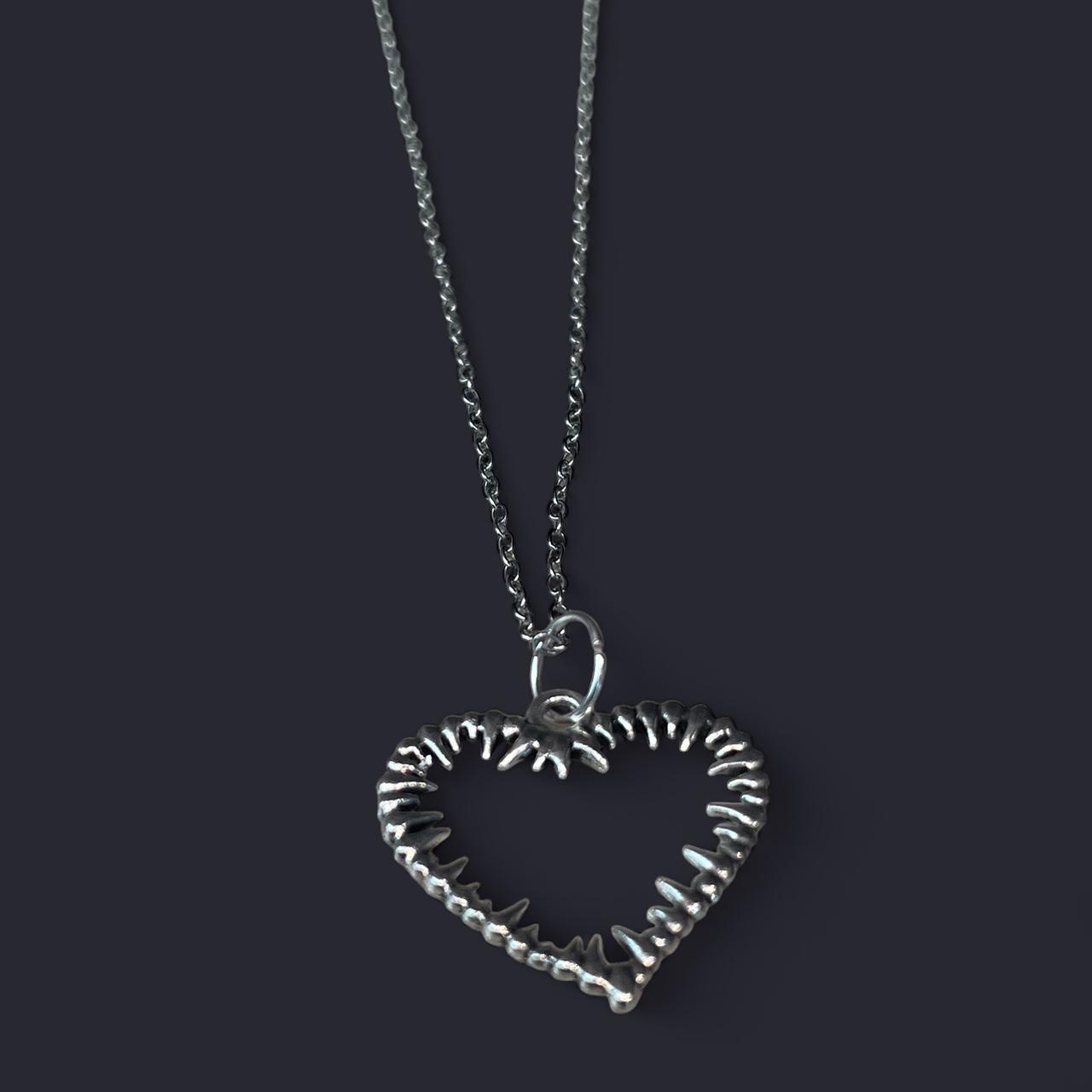 item listed by thesellershop