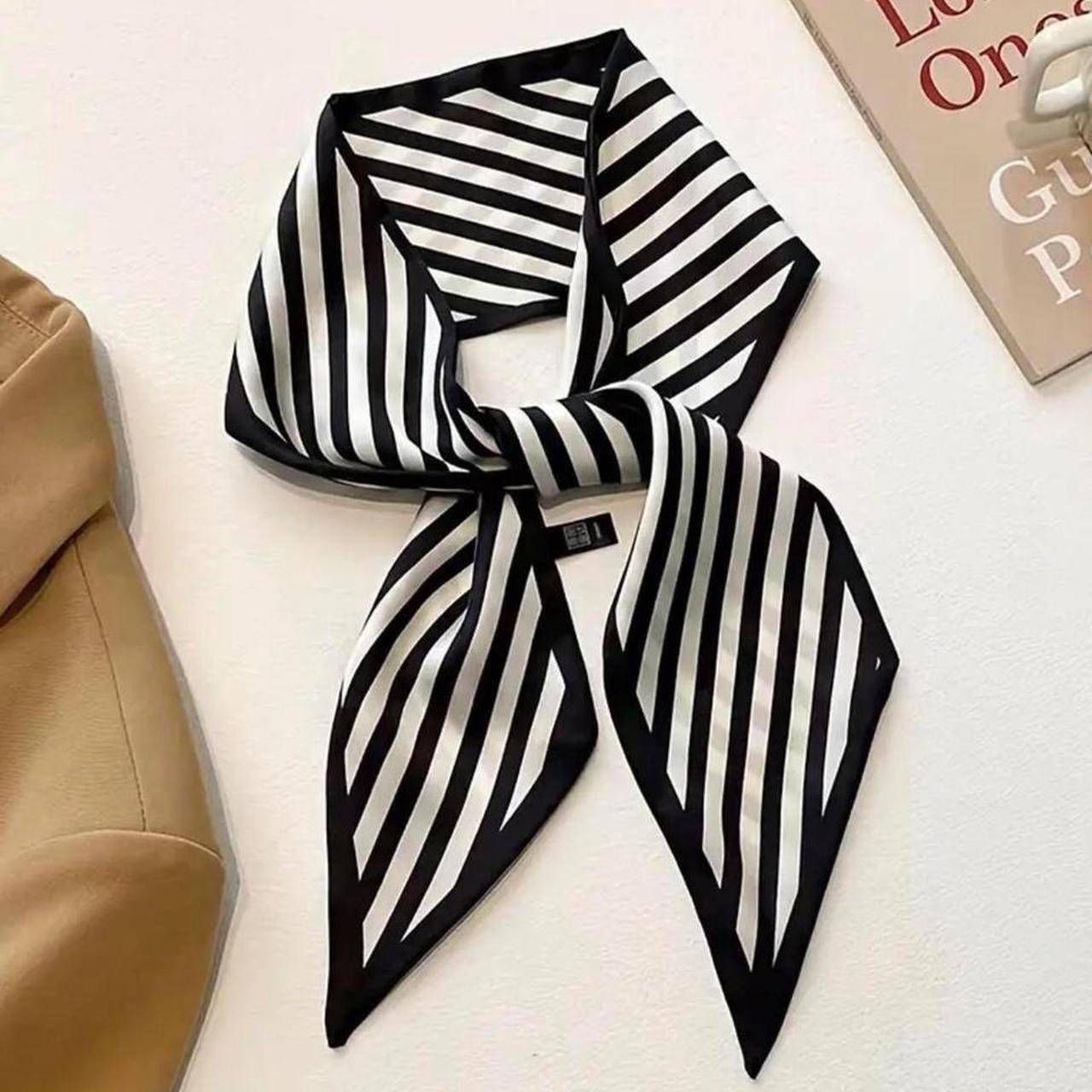 item listed by thesellershop