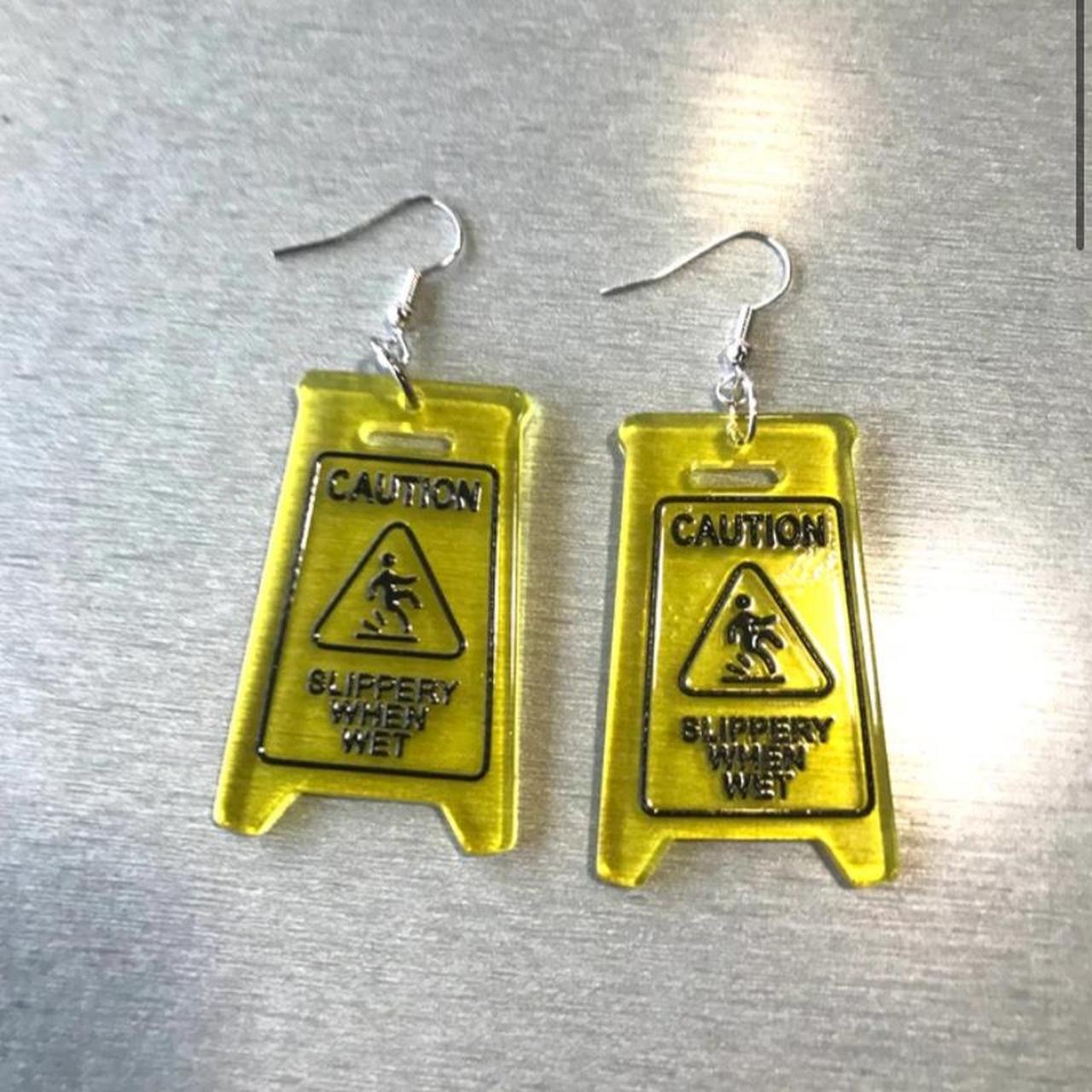 item listed by thesellershop