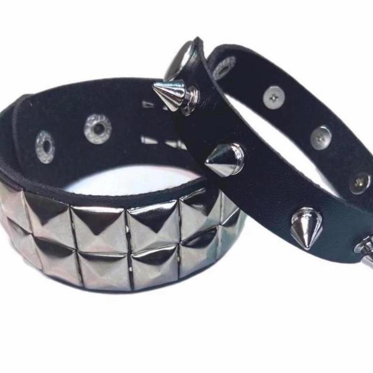 item listed by thesellershop