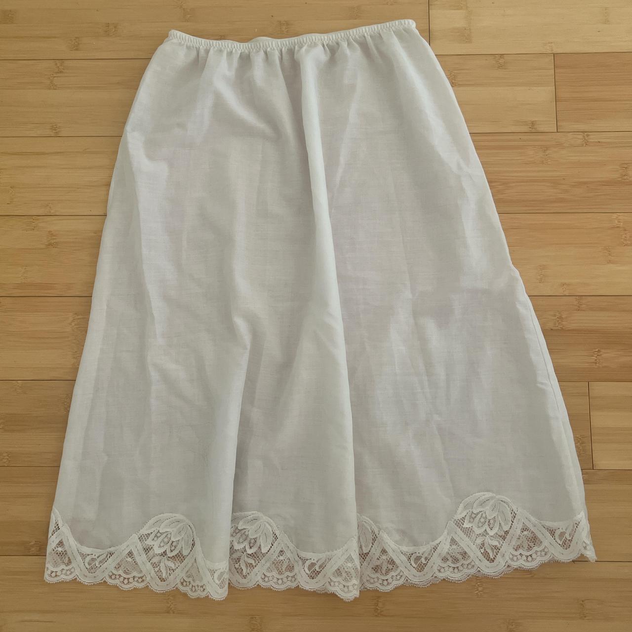 American Vintage Women's Skirt - White - M – Vint… - image 1