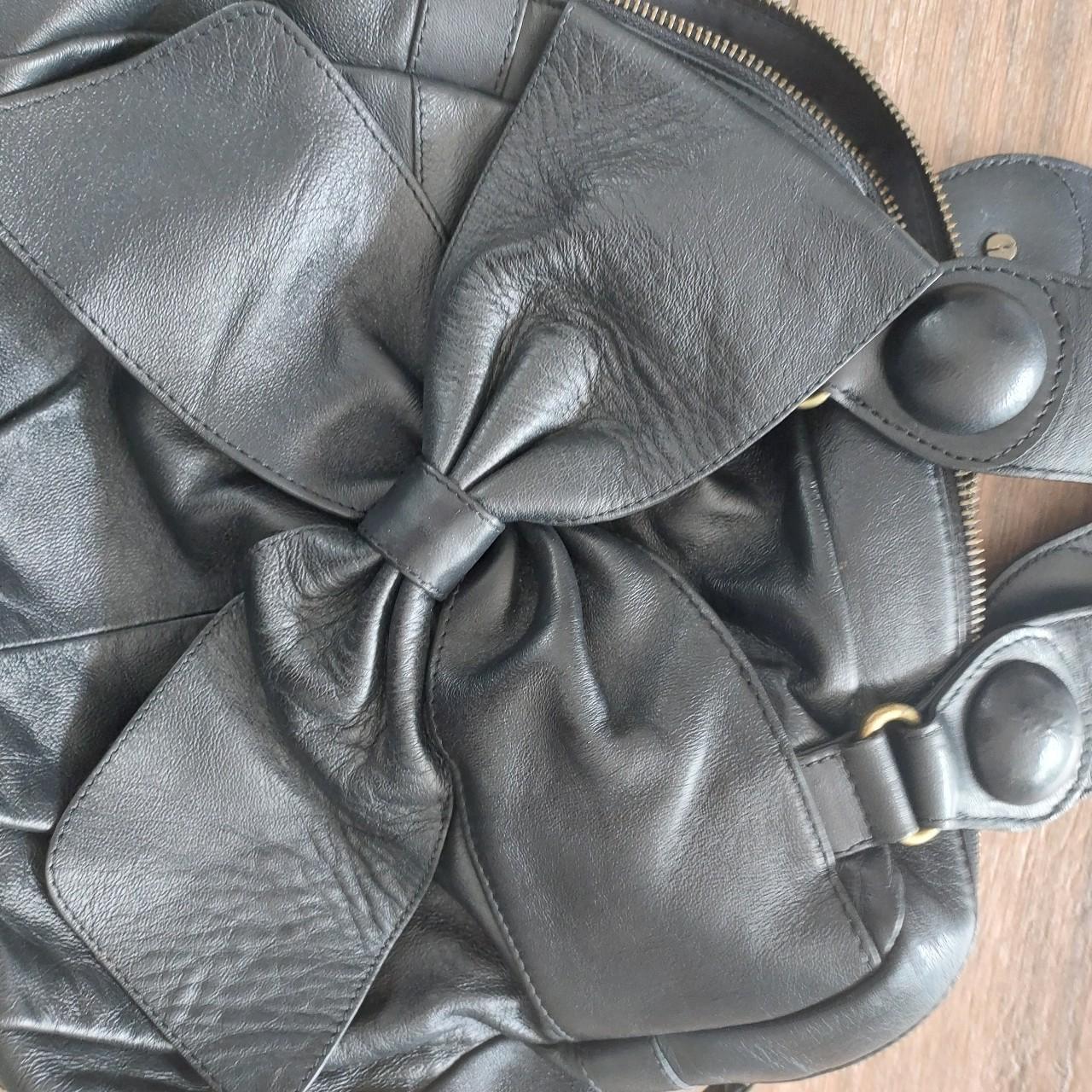 Beautiful leather Betty Jackson black handbag with Depop