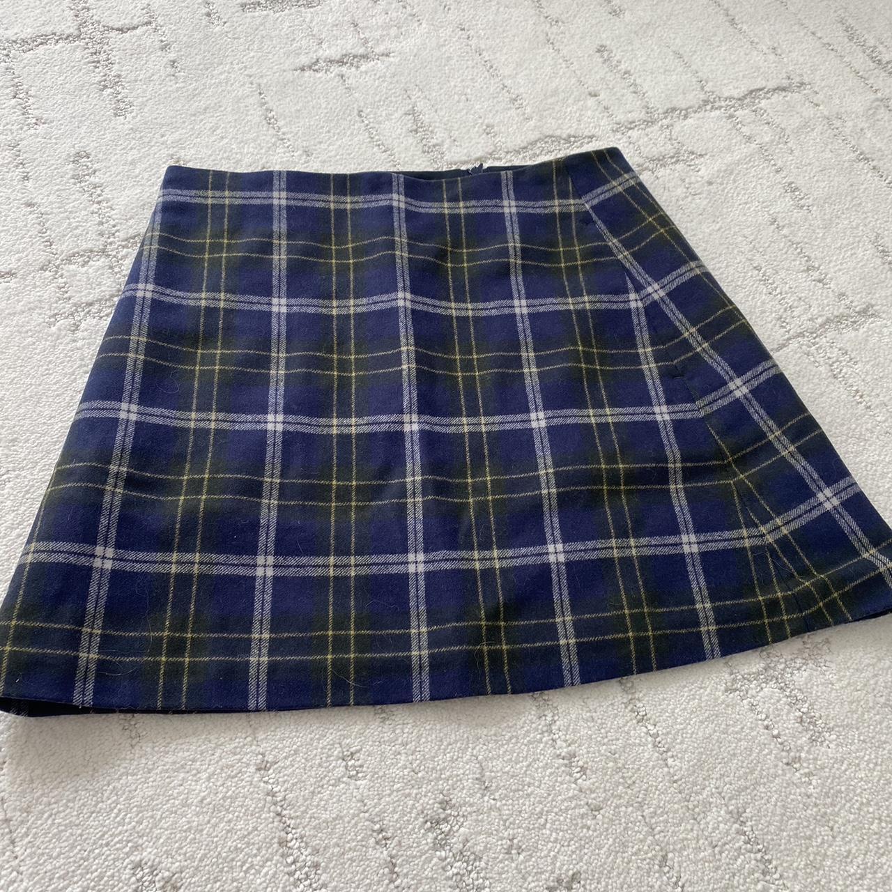 Aritzia blue plaid skirt hotsell