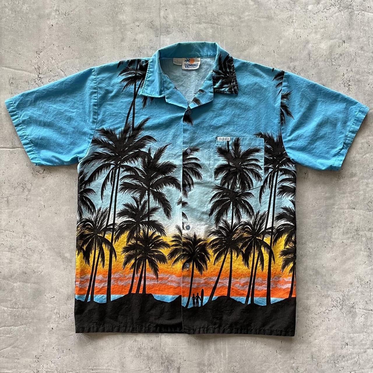 hawaiian 70s 90s 🌺 tropical bahamas style button up - Depop