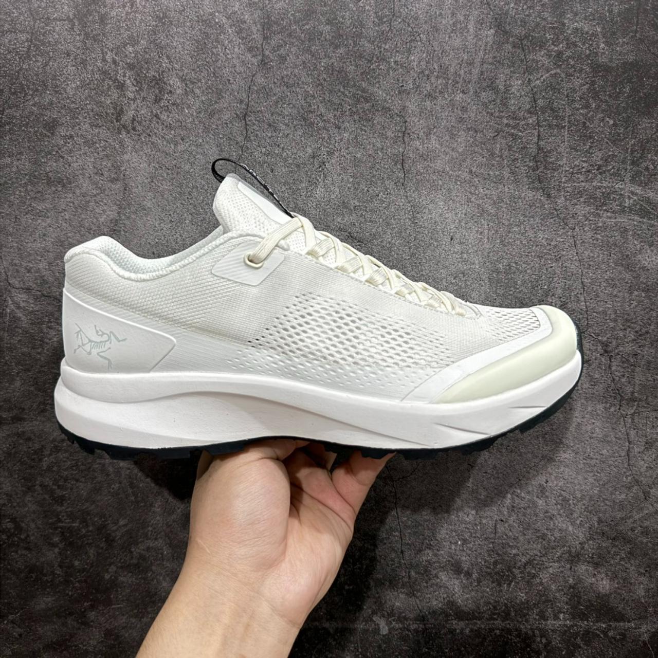 Arc'teryx men's shoes UK8 | Depop