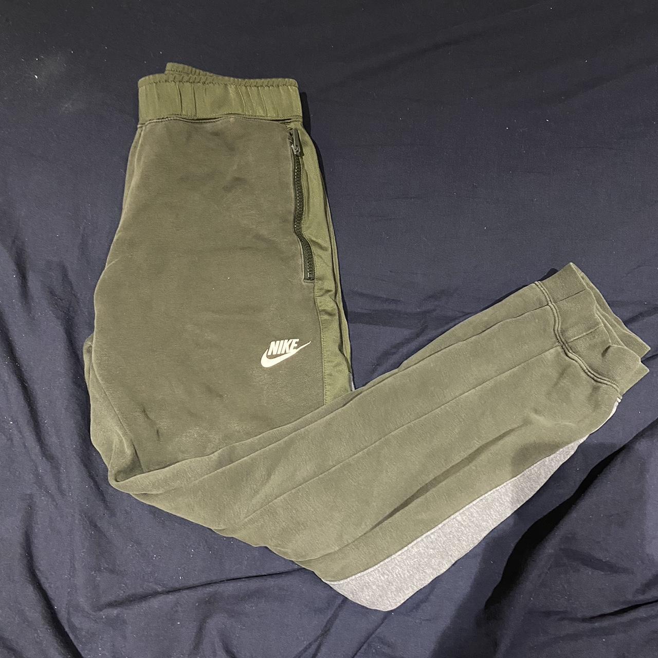 olive green nike joggers men