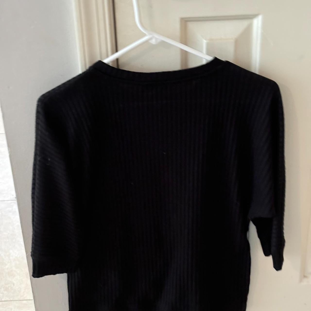 Black Simply Vera Vera Wang Blouse. Size Small Depop