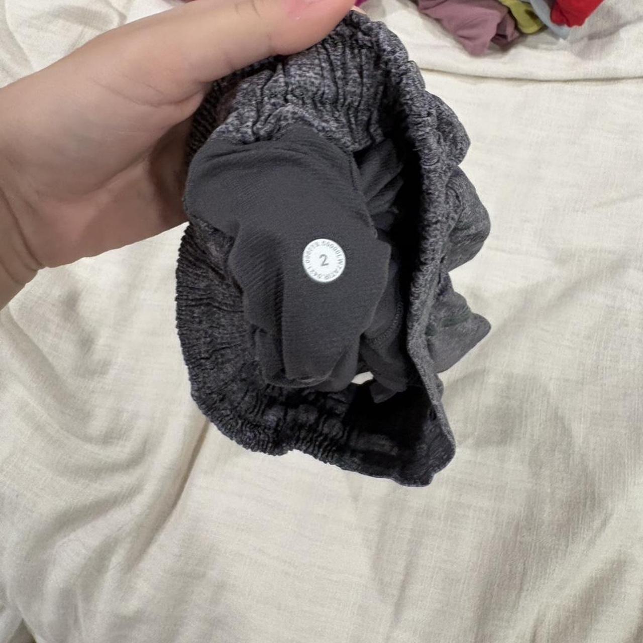 Lululemon Women's Shorts - Grey/Multi - 2 – grey … - image 3