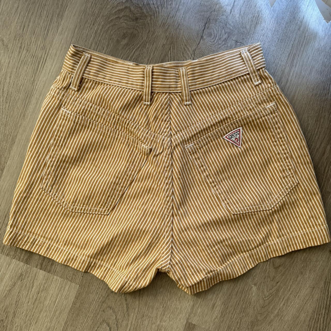 item listed by izzcosta