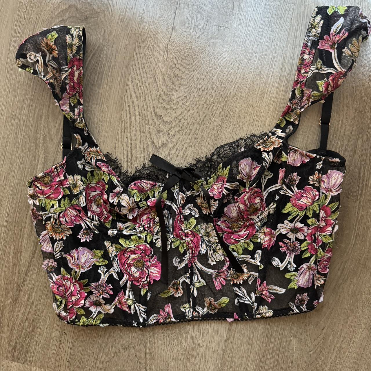 item listed by izzcosta
