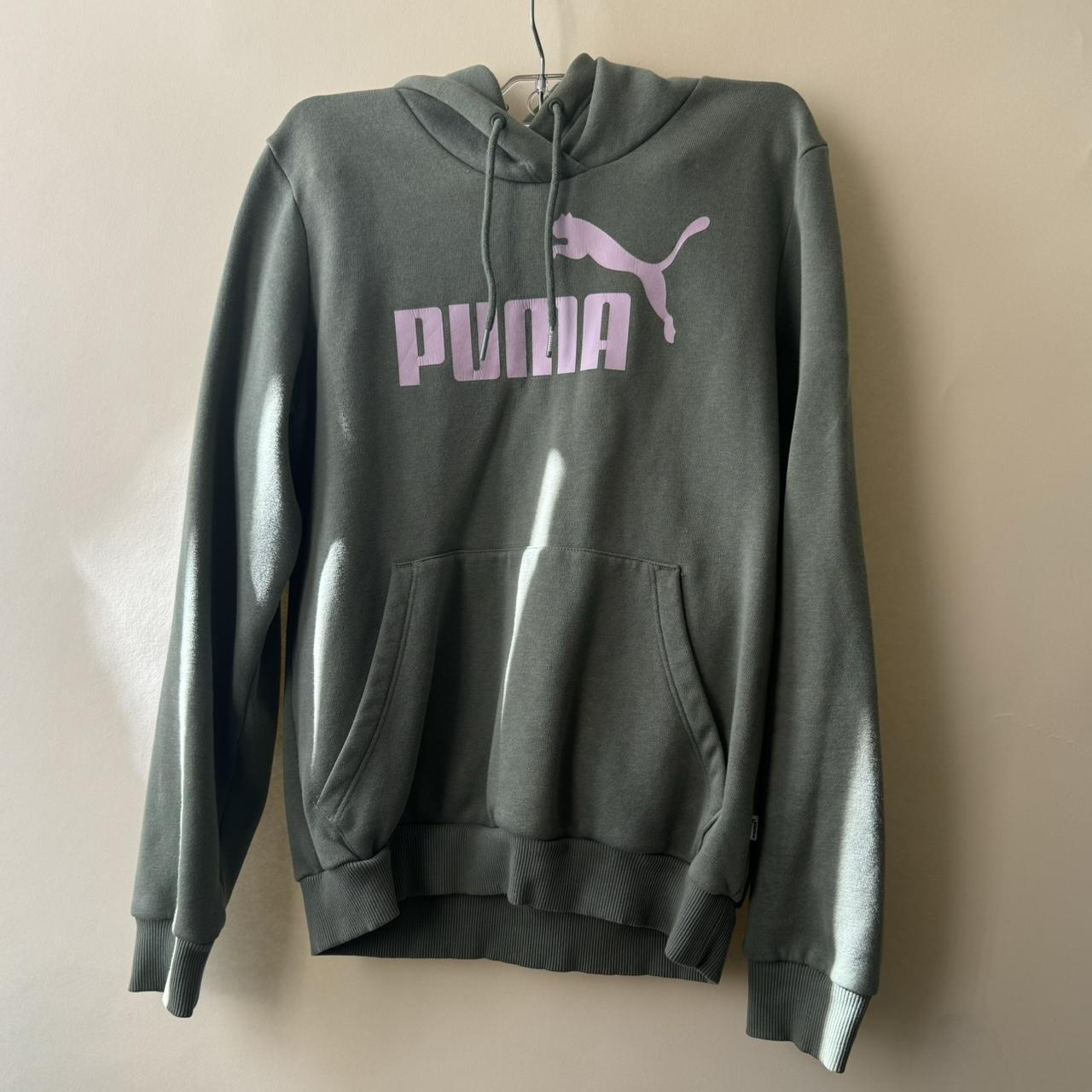 item listed by izzcosta