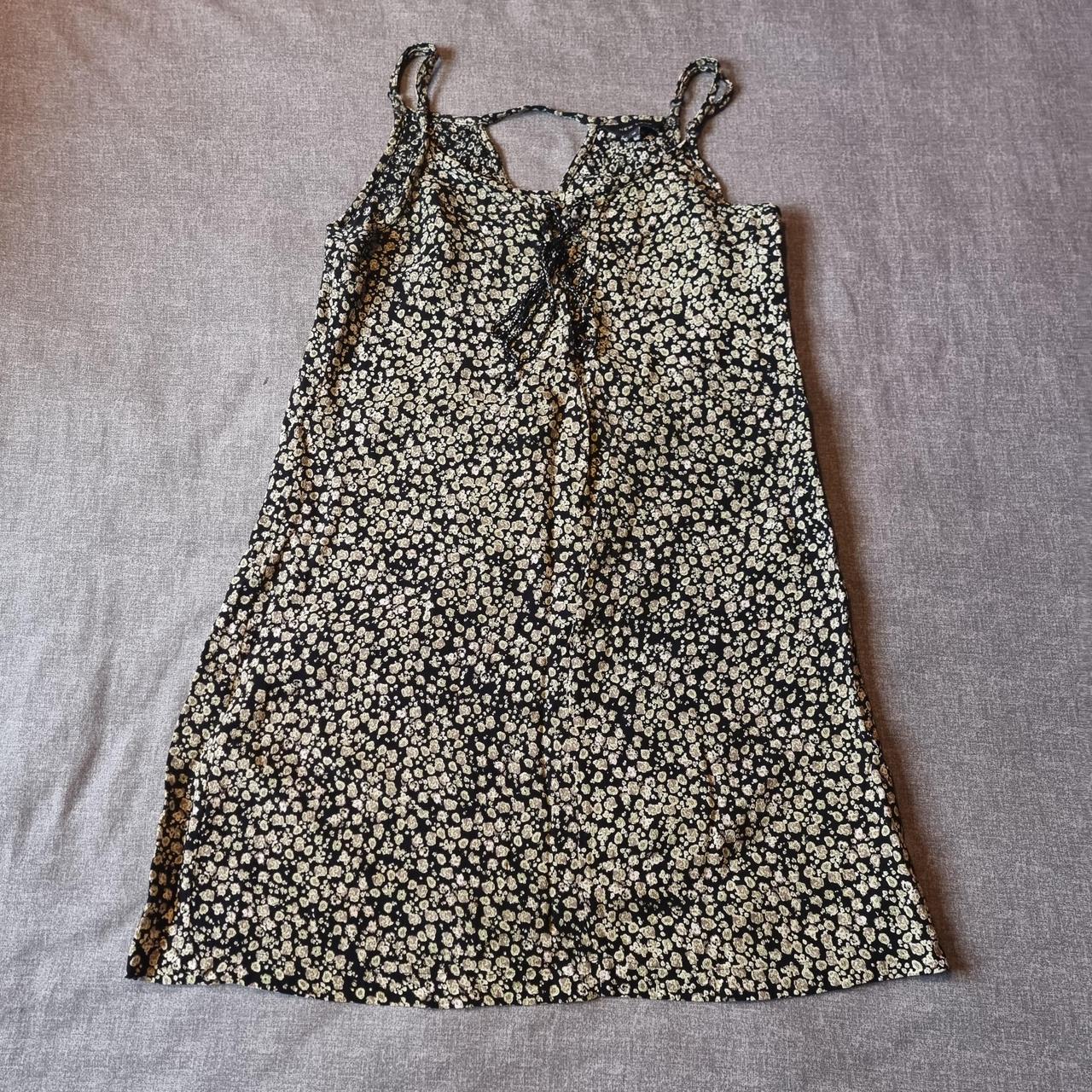 New Look summer dress Size 12 L82cm Instant buy... - Depop