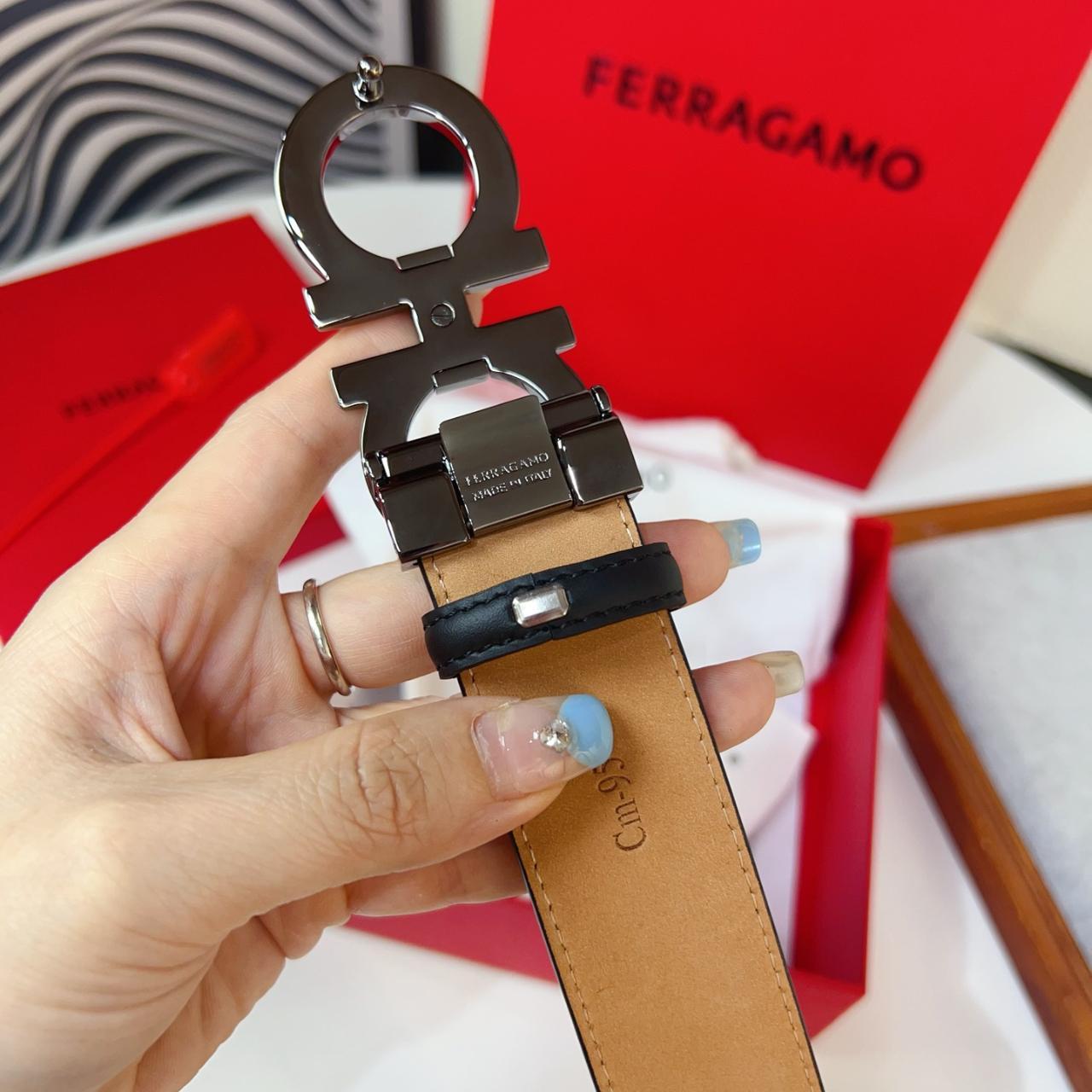Salvatore Ferragamo belt | Depop
