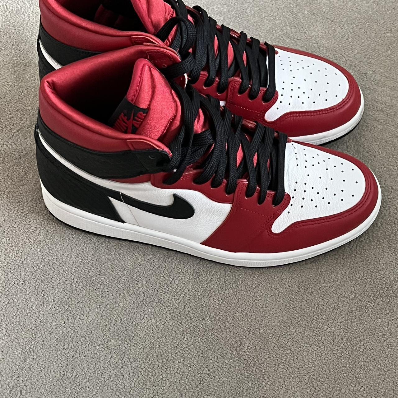 jordan 1 satin snake chicago on feet