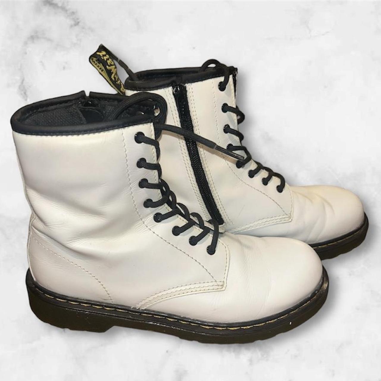 Doc Dr Martens Luana White Boots 1460Y Womens Size